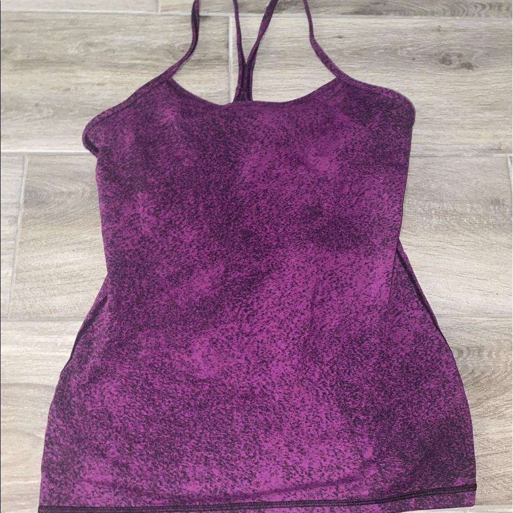 Lululemon tank!